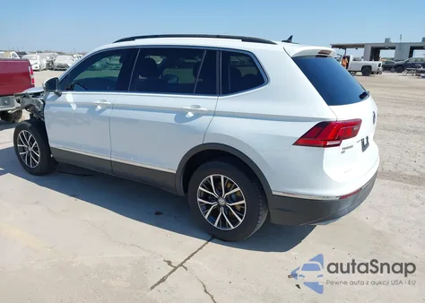2020 Volkswagen Tiguan 2.0T Se/2.0T Se R-Line Black/2.0T Sel z USA, uszkodzony, nr VIN 3VV3B7AX1LM083467